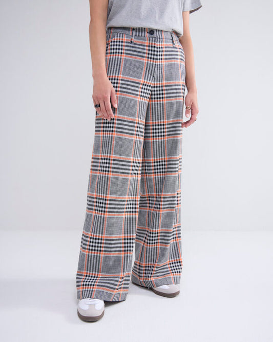 Summum Plaid Trouser in Navy and Orange