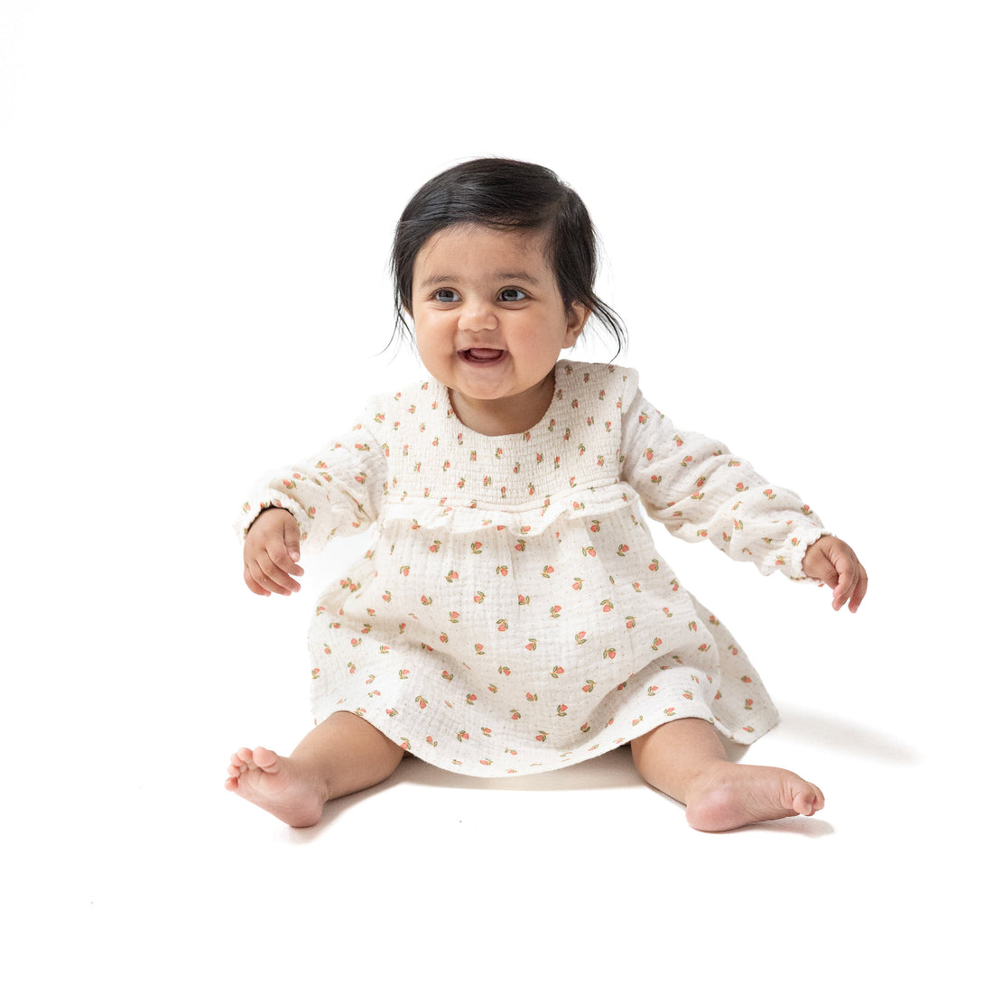 Angel Dear Petite Pointe Fleur Long Sleeve Smocked Ruffle Bubble with Skirt