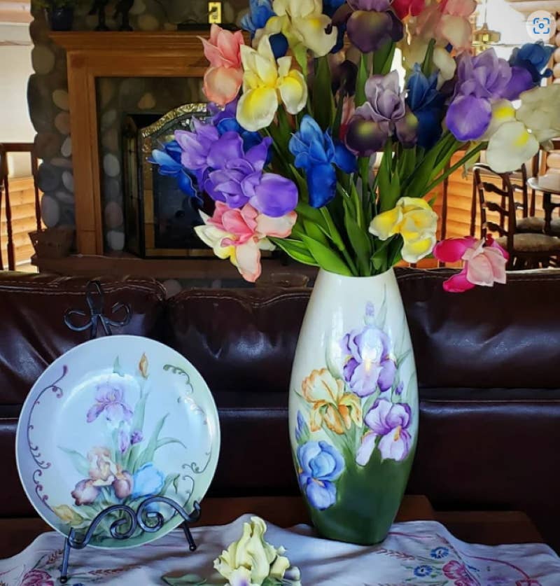 18"-Ultra Soft Real Touch Bearded Iris Stem: Lavender