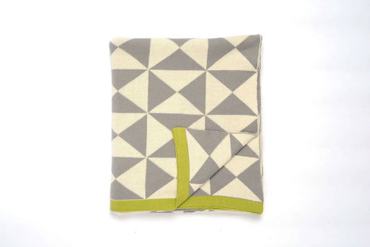 WindFarm Cotton Knit Throw Blanket: Gray