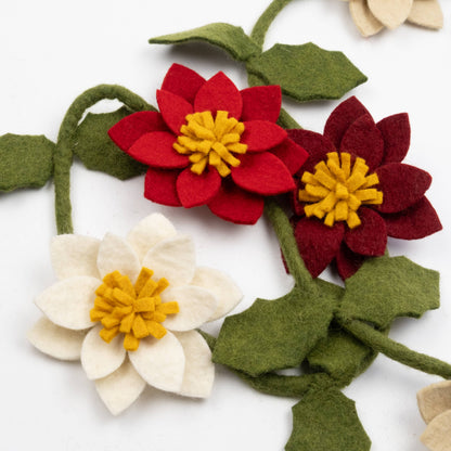 Christmas Garland | Poinsettia
